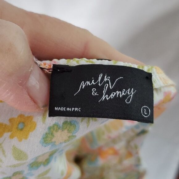 Top Faux Wrap Blouse by Milk & Honey multicolor floral lace trim, Size L - Picture 5 of 6